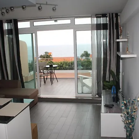 Ventur Flat * קאניקו